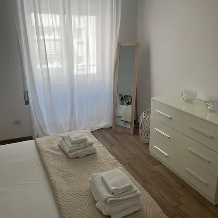 Loverhome 7 E 10 *