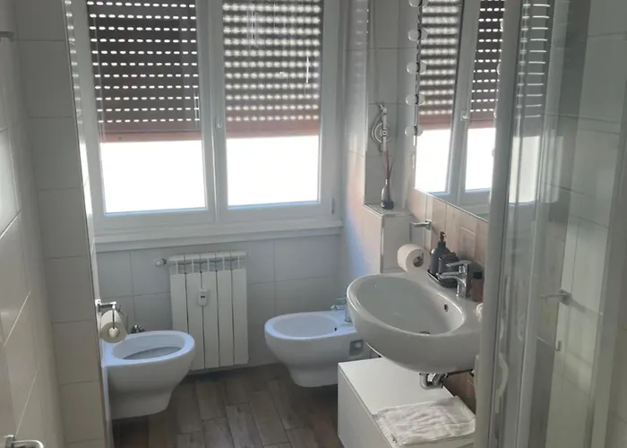 Appartement Loverhome 10 *