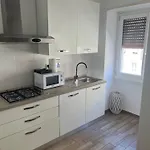 Loverhome 10 דירה *