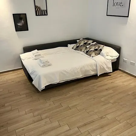 Loverhome 10 *